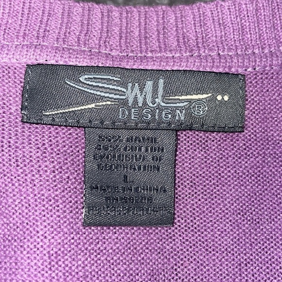 SML Design 3/4 Sleeve Button Down Sweater with Martini Glass Embroidered Design. - Picture 2 of 10